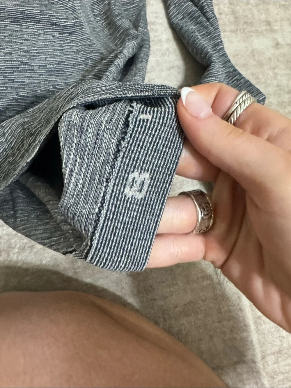 Lululemon swiftly tech long sleeve tee size 8